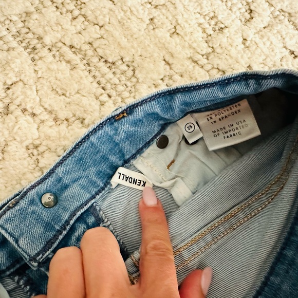 GRLFND Kendall Jeans with Distressed Hem - Picture 5 of 13